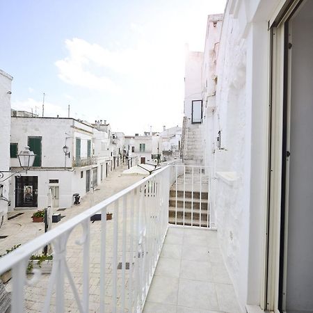 Casetta Arco Con Balcone Cisternino Exterior foto